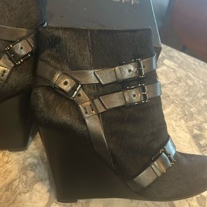 Brand New 8 1/2 boots